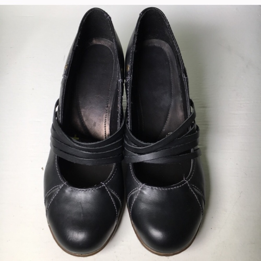 Reposh! Dr Martens kitten heels